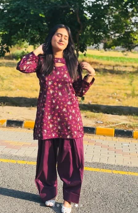 Maroon Kurti - Kurtis by Bustaniya